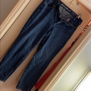 Eddie Bauer Slightly Curvy-Skinny Ankle